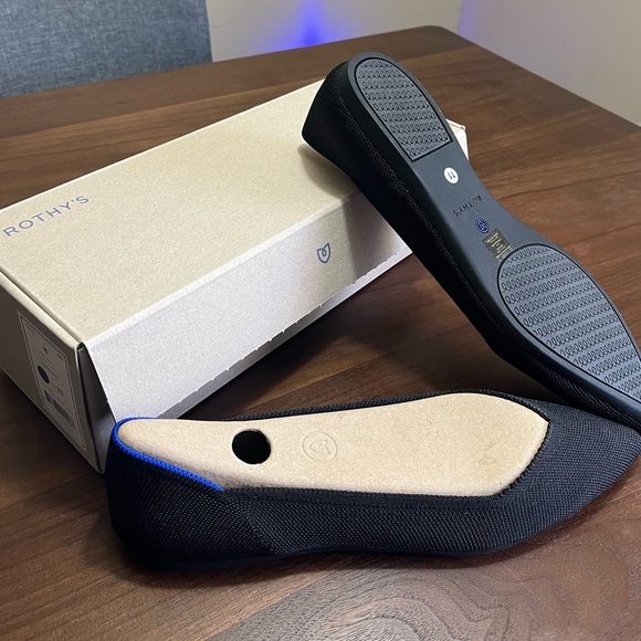 Rothy’s The Point Black Size 11 - Picture 2 of 4